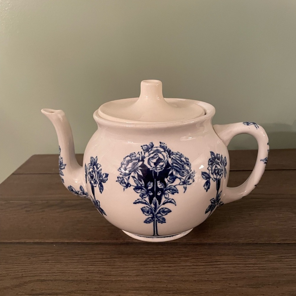 Buffalo Pottery Argyle 1914 Teapot. 🫖
